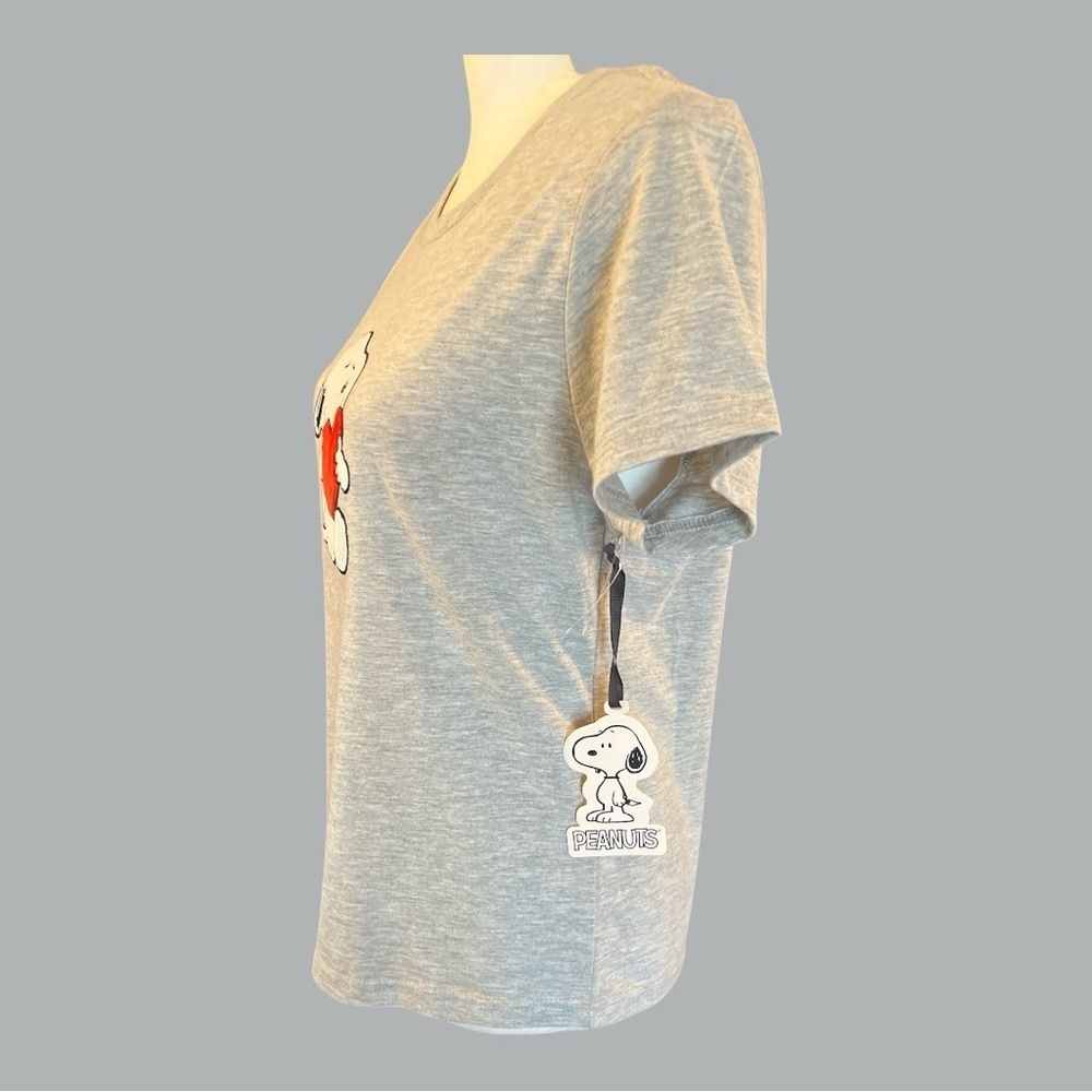 Gray Short Sleeve Tee with Snoopy Graphic - Picture 3 of 5